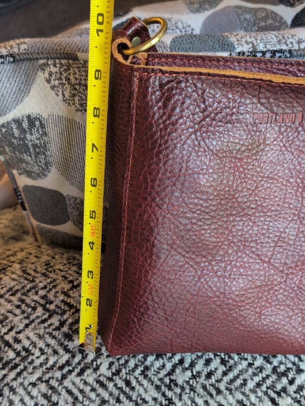 Portland Leather Cinnamon Bear Triangle Shoulder Bag NWOT - Picture 10 of 14